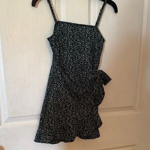 Girls' Dark Green Floral Spaghetti-Strap Casual Dress with Side Tie